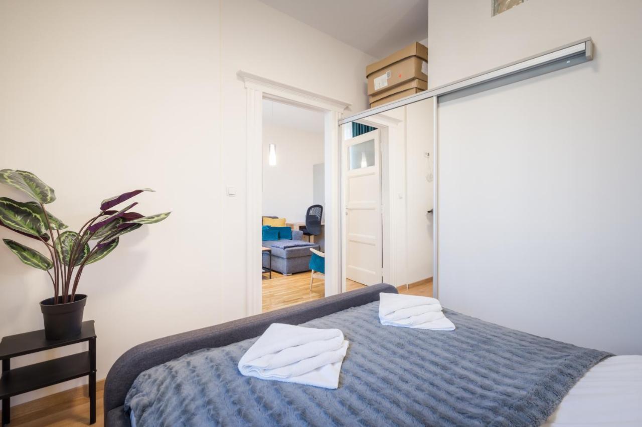 Bpr Blue Paradise Apartment With A/C Budapeste Exterior foto