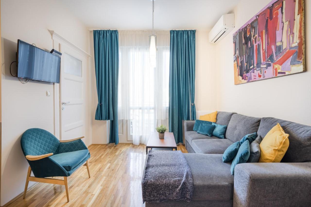 Bpr Blue Paradise Apartment With A/C Budapeste Exterior foto